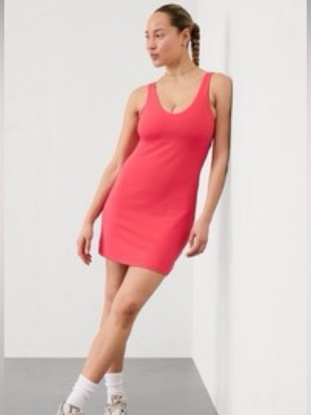 Athleta Transcend Dress Skort, punch, small